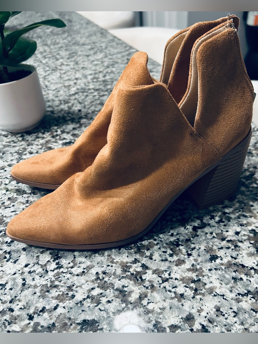 Women's Tan Suede Pointed-Toe Ankle Boots